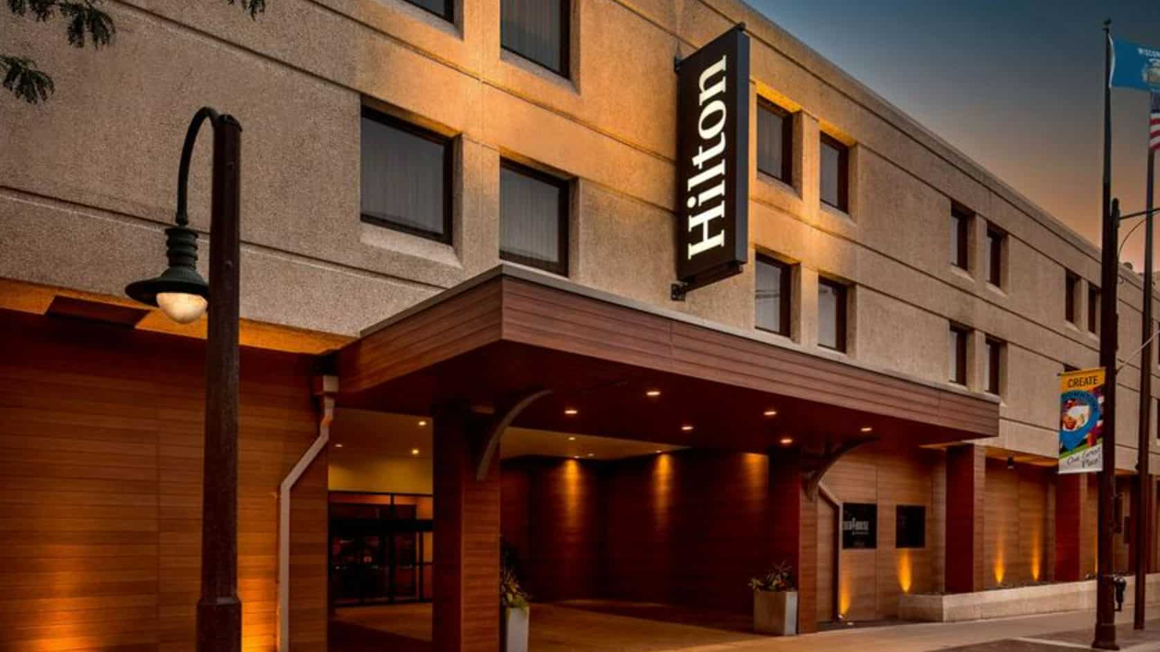 Paper Valley Hotel in Appleton Wisconsin Photo